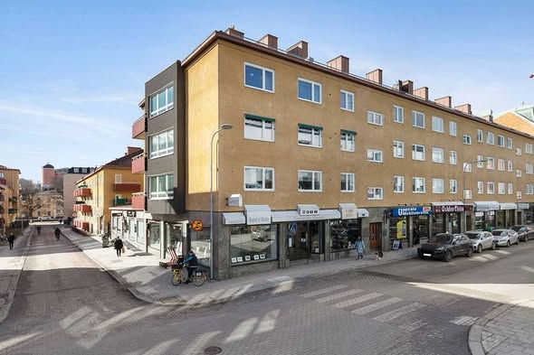 Rymligt rum i centrala Uppsala