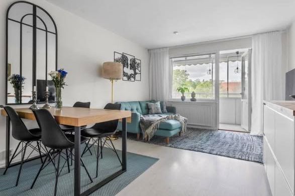Två rum i Sollentuna nära pendeln