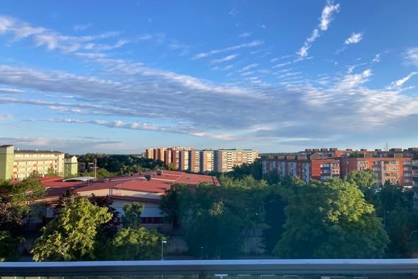 Lägenhet uthyres Husby Centrum, t-bana
