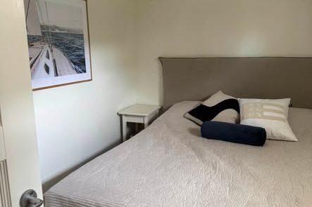Nyrenoverad 2 rok med egen utgång