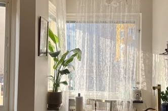 Sommar i Luthagen med balkong