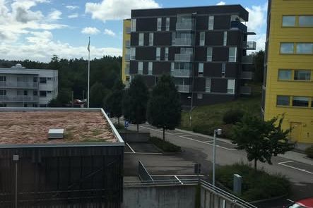Modern 1,5:a med balkong i Tuve
