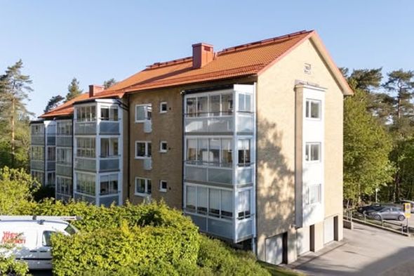 2 rok med balkong nära centrum i Borås
