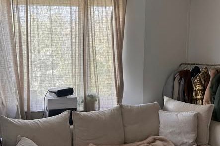 Möblerad etta i Huddinge nära pendel