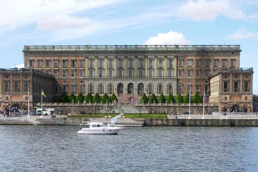 Fräsch etta i centrala Grums–allt ingår