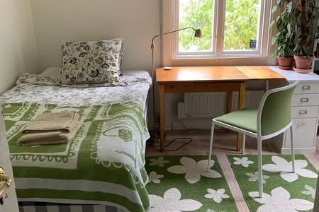 Möblerat studentrum nära MDU, 4950 kr/mån