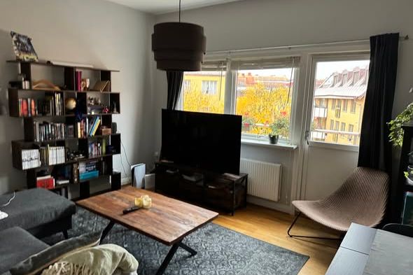Central 2:a med balkong i Heden