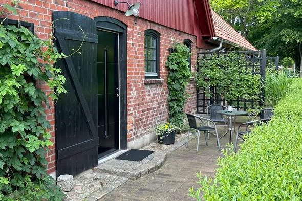 Nyrenoverad 2:a med trädgård, Klippan