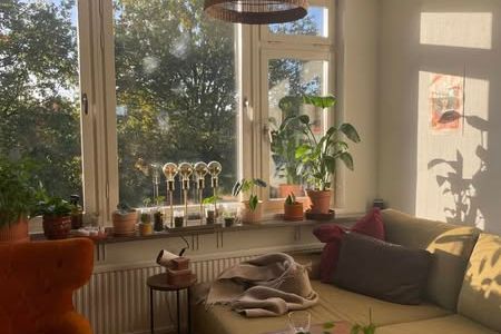 Rum uthyres i mysig 4:a på Kämnärsrätten