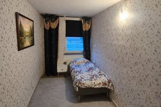 Möblerat rum i Hjällbo – 3300 kr