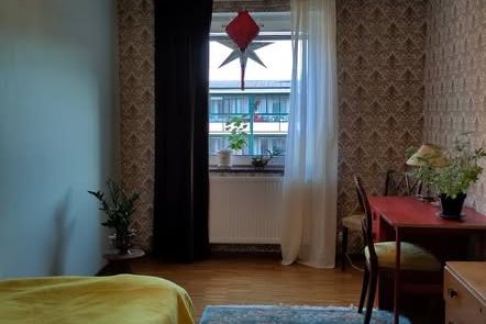 Furnished Room in Segevång, Veg-Friendly Home