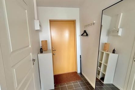 Nyrenoverad 2:a i Örebro nära campus
