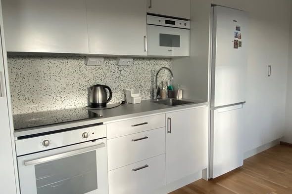 Möblerad studio i Pilegården
