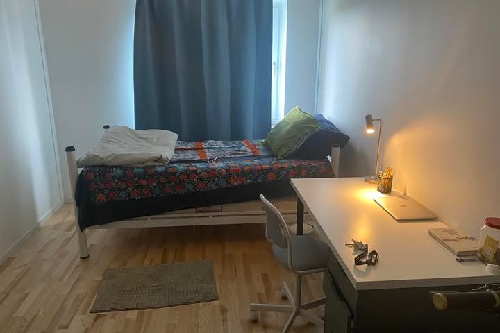 Möblerat rum i lugna Fittja
