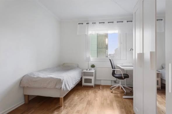 Inneboende i Huddinge nära sjukhus