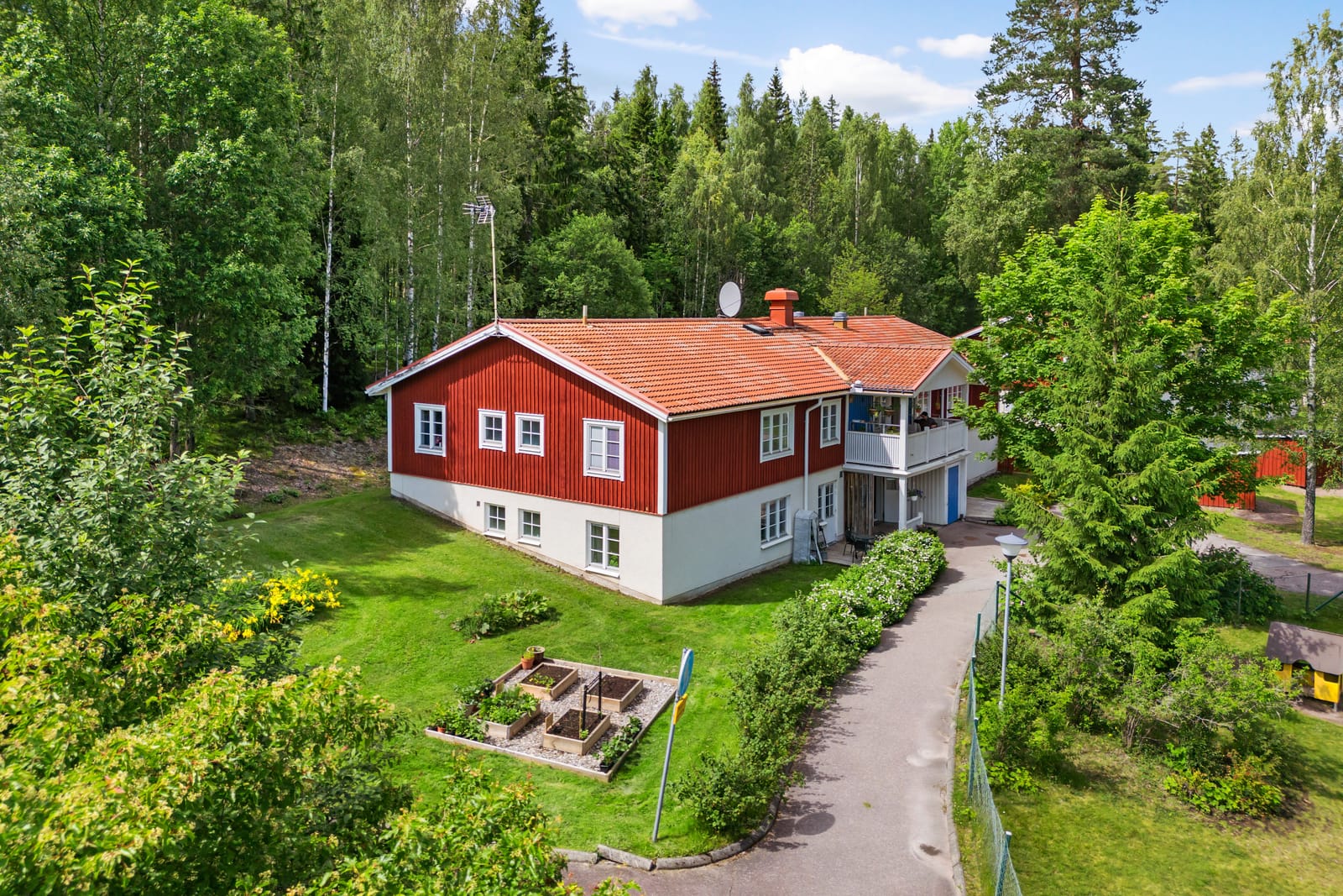 Kopparvägen 8