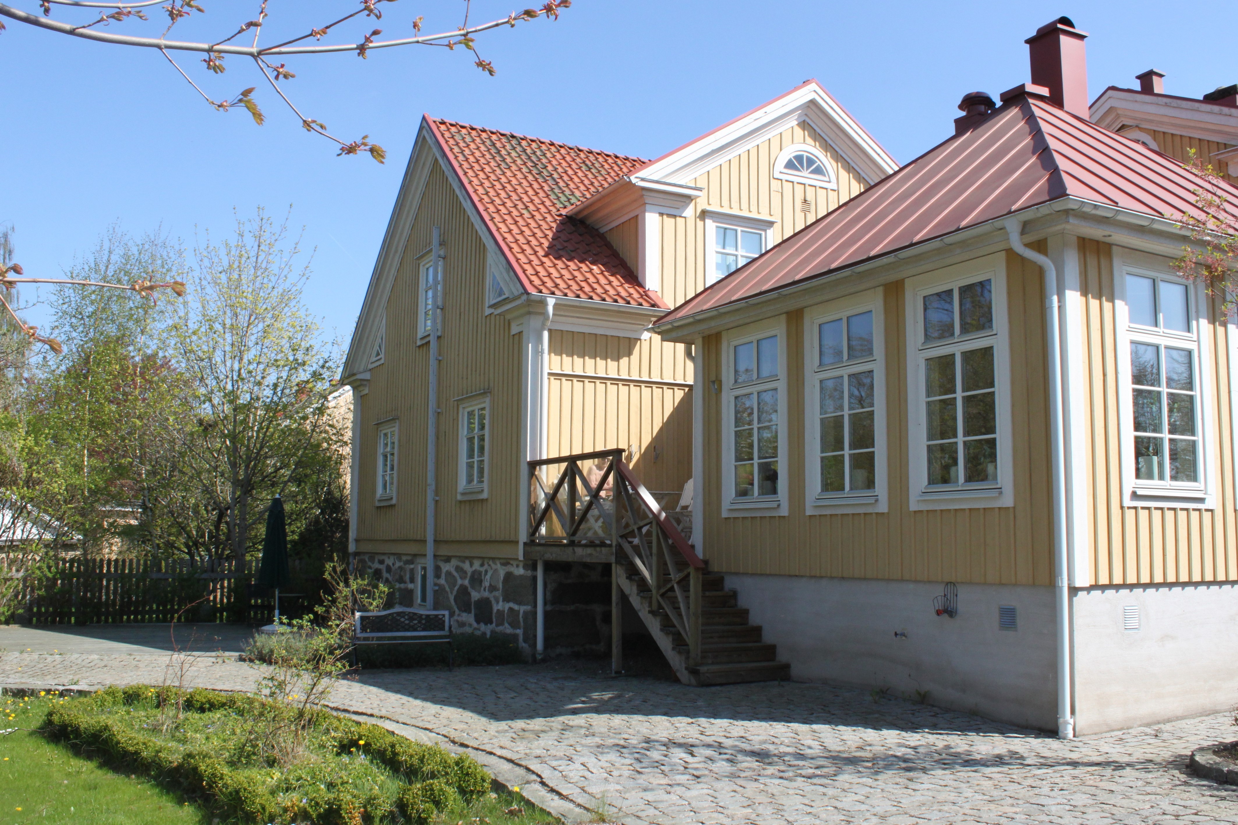 Fridaforsvägen 1