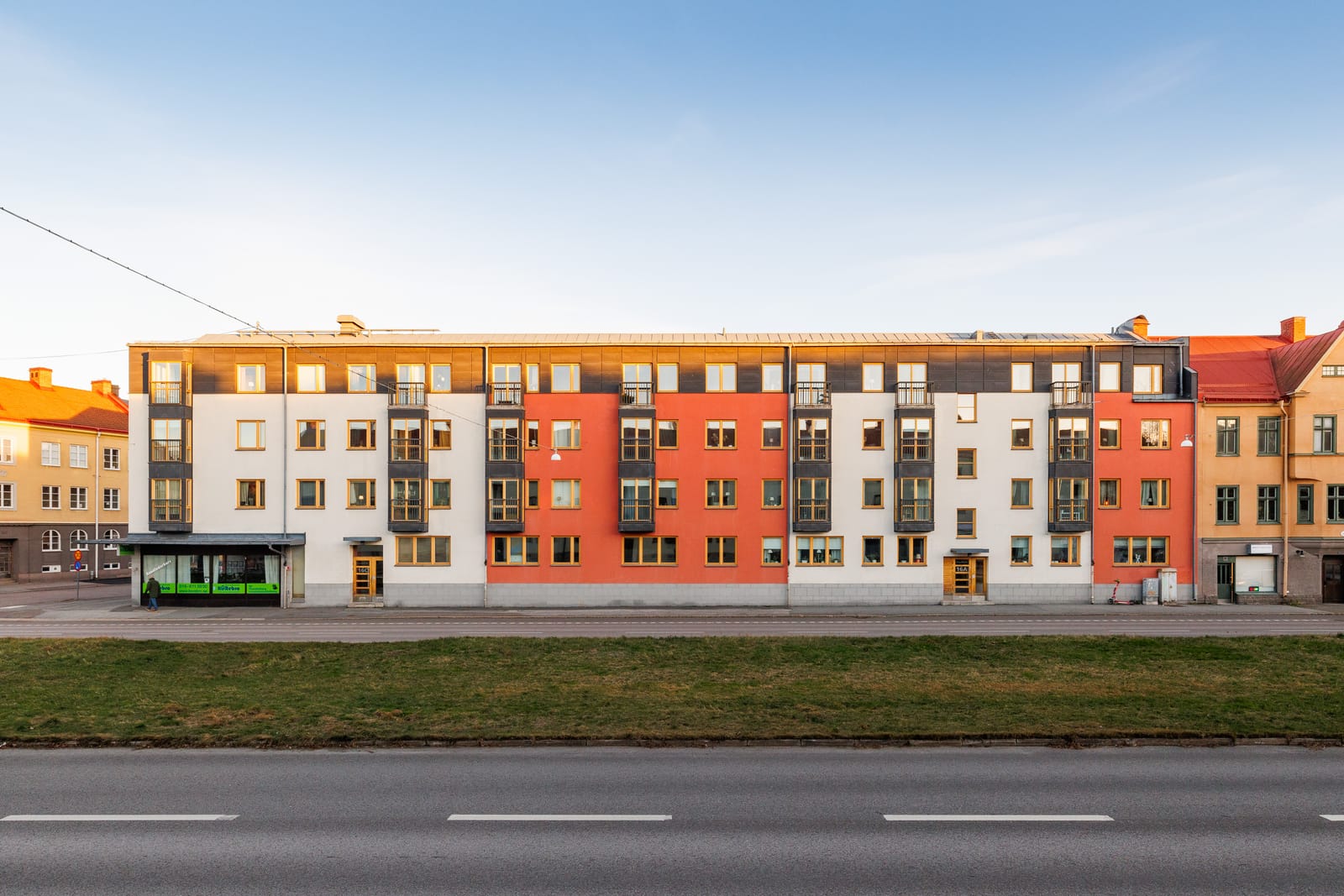 Hertig Karls Allé 16 B – ÖREBRO