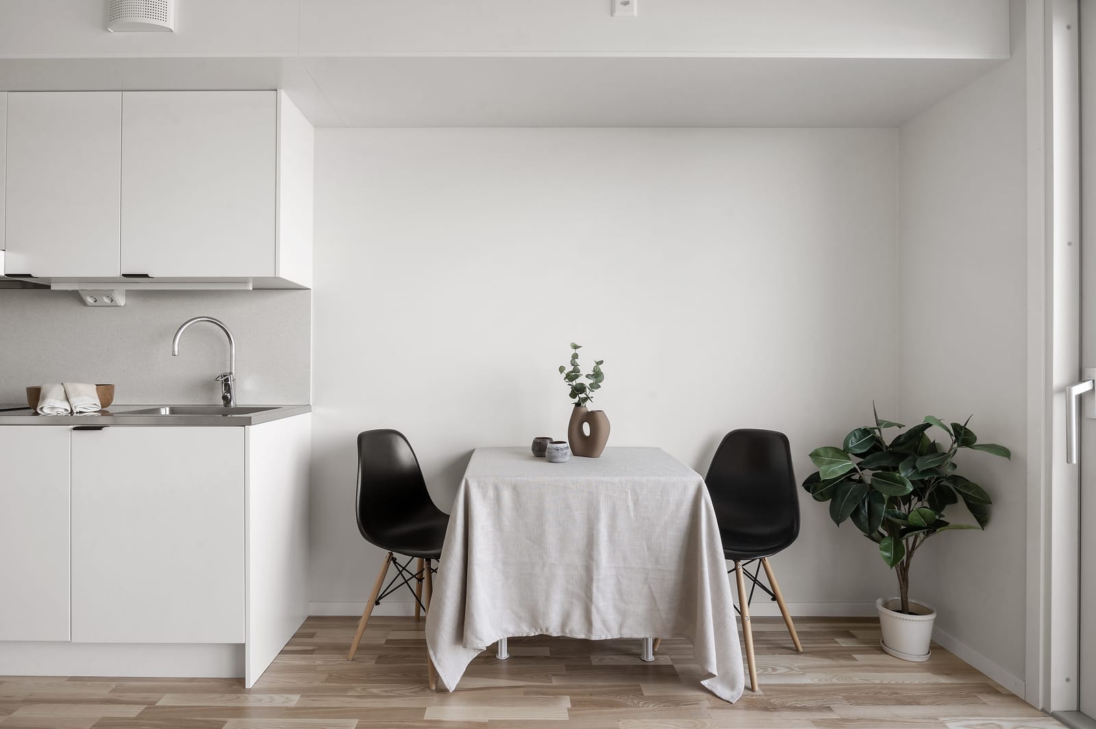 1 rok · 27 m² i Täby – bild 24