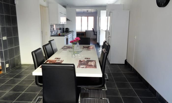 Villa/Hus, 6 rooms, 180 sqm, Västerås – bild 2