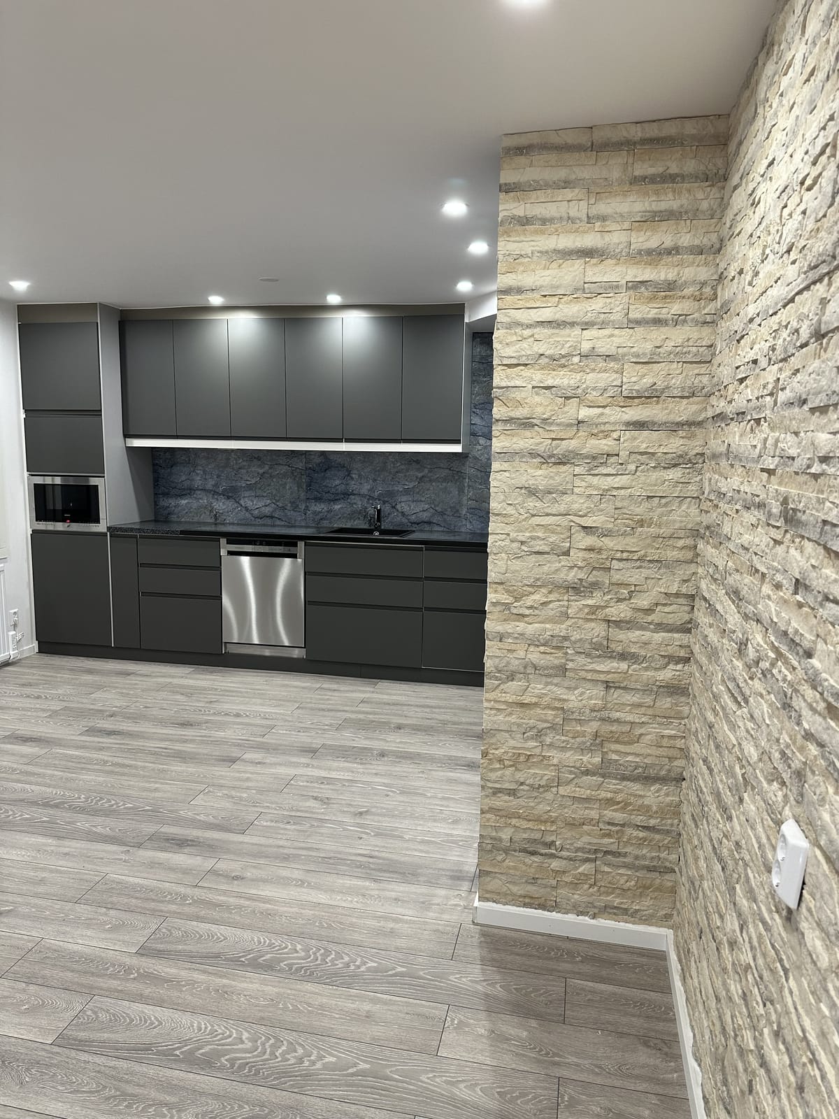 4 rok · 80 m² i Mörlunda – bild 3