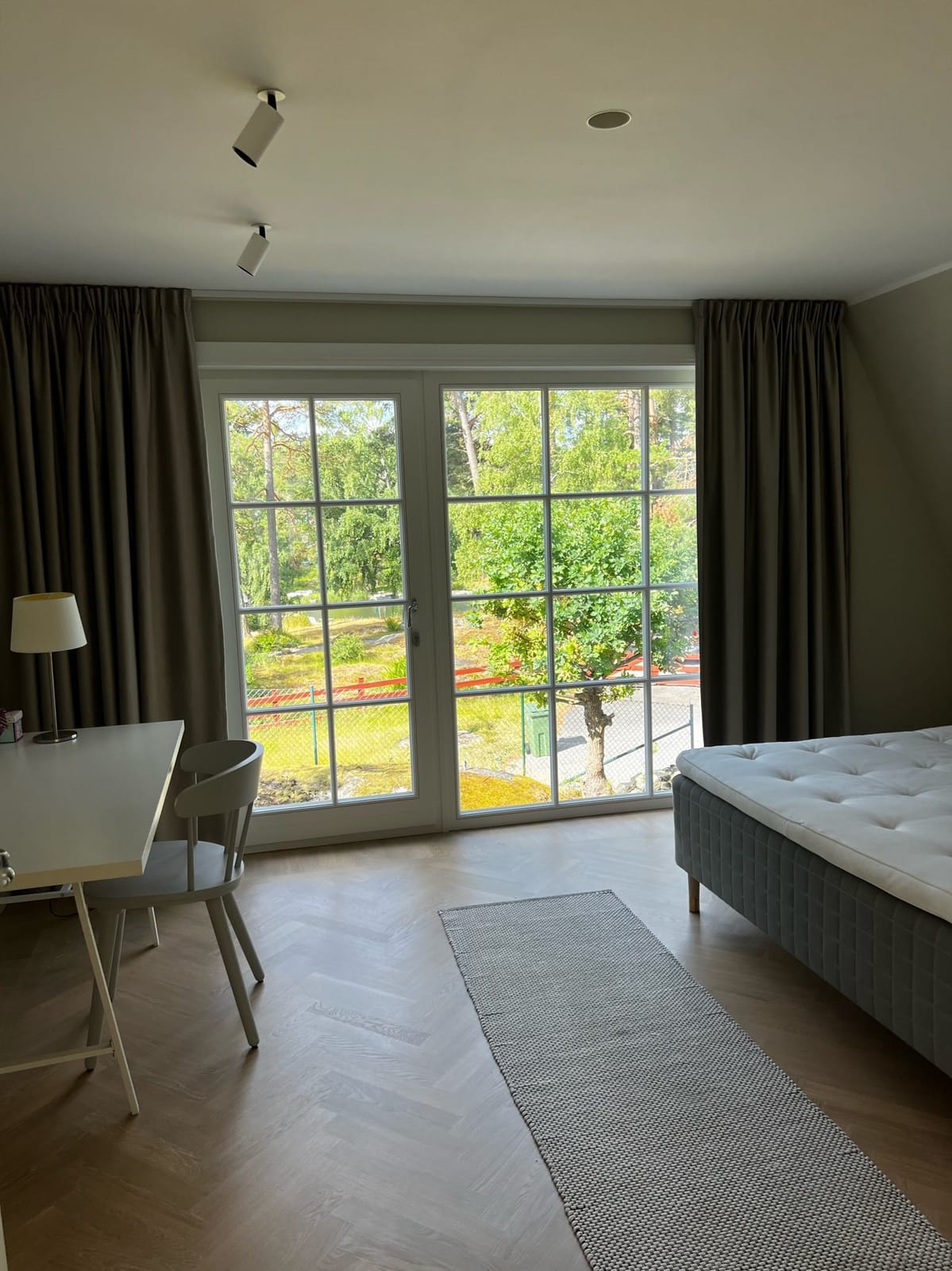 5 rok · 200 m² i Saltsjöbaden – bild 3