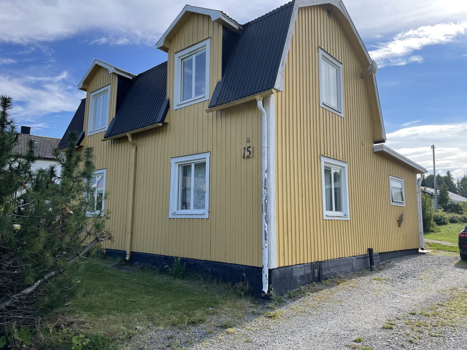 7 rok · 120 m² i Väja – bild 2