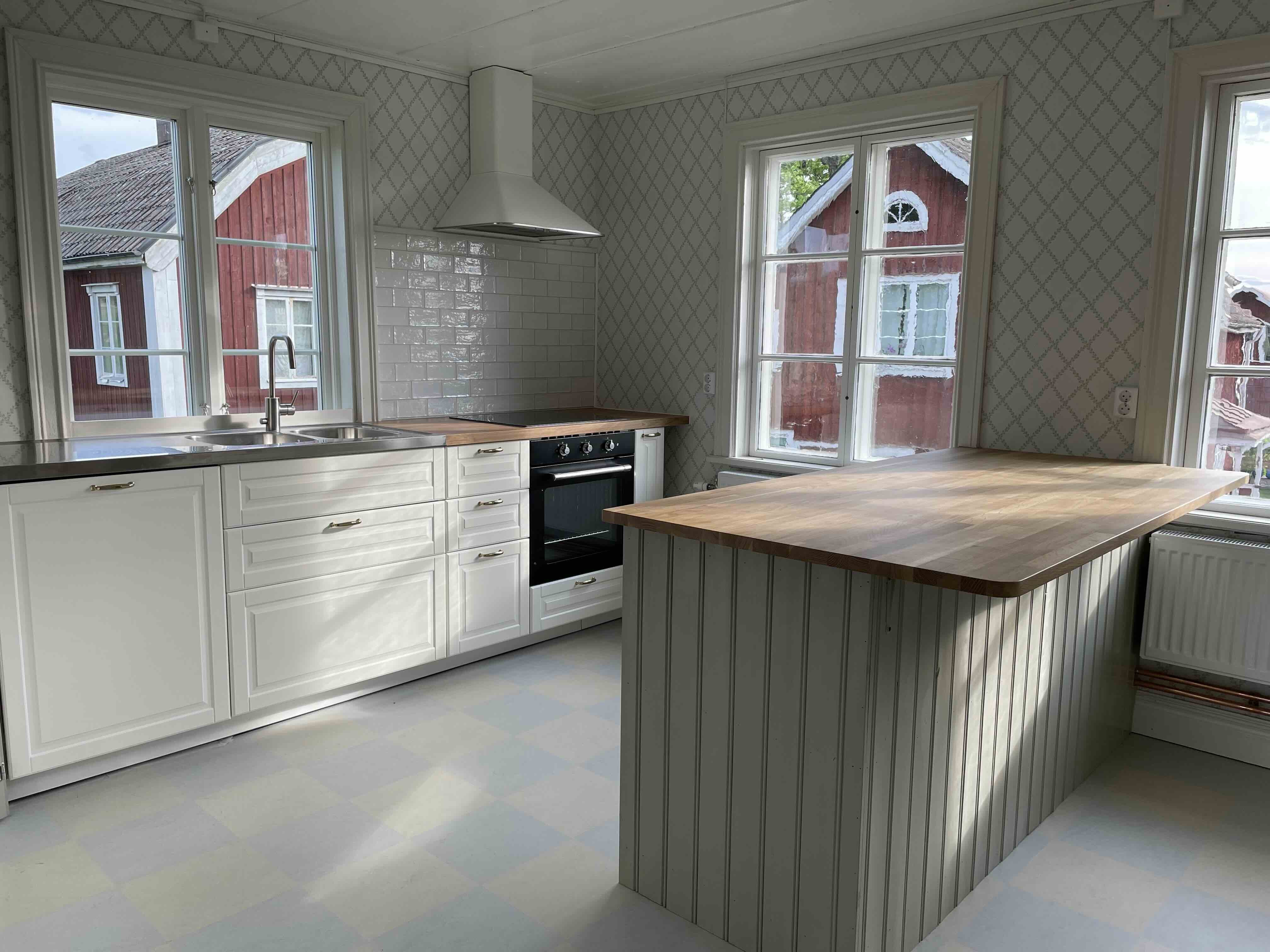 Lägenhet, 4 rooms, 200 sqm, Heby – bild 3