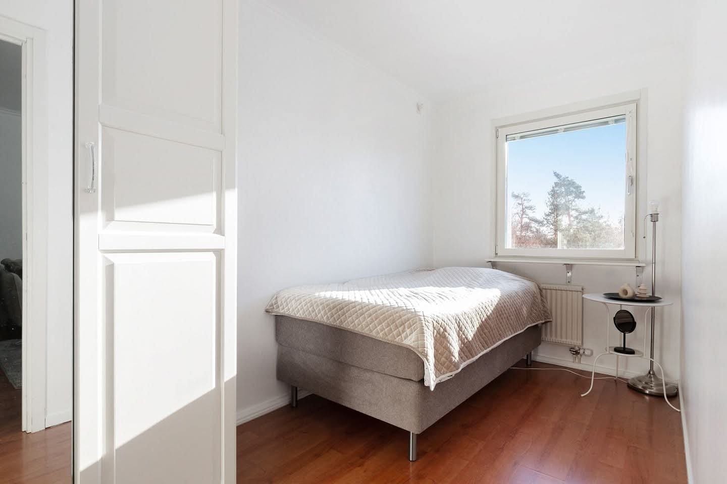 4 rok · 89 m² i Huddinge – bild 4
