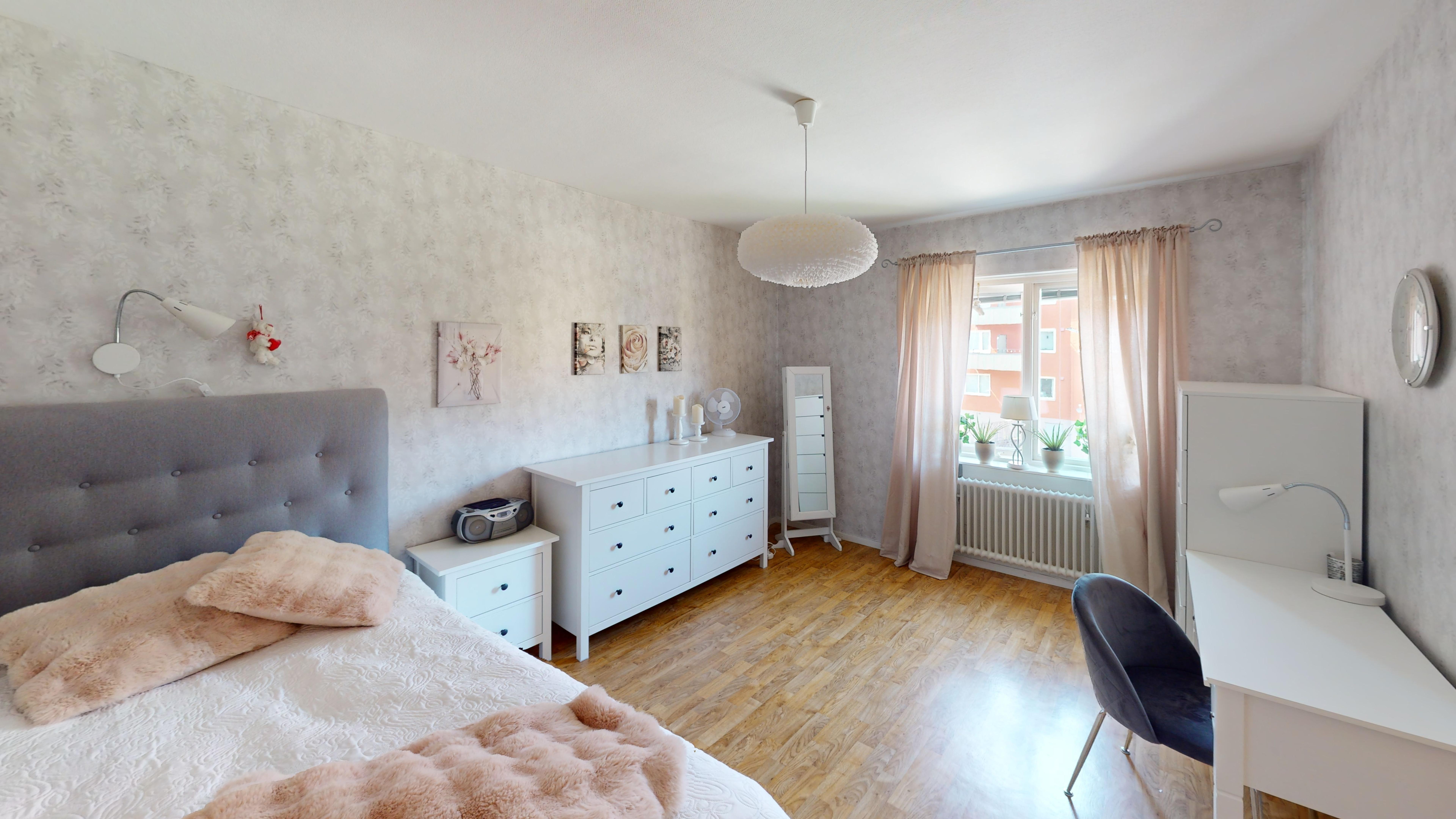 Lägenhet, 2 rooms, 62 sqm, Trollhättan – bild 3