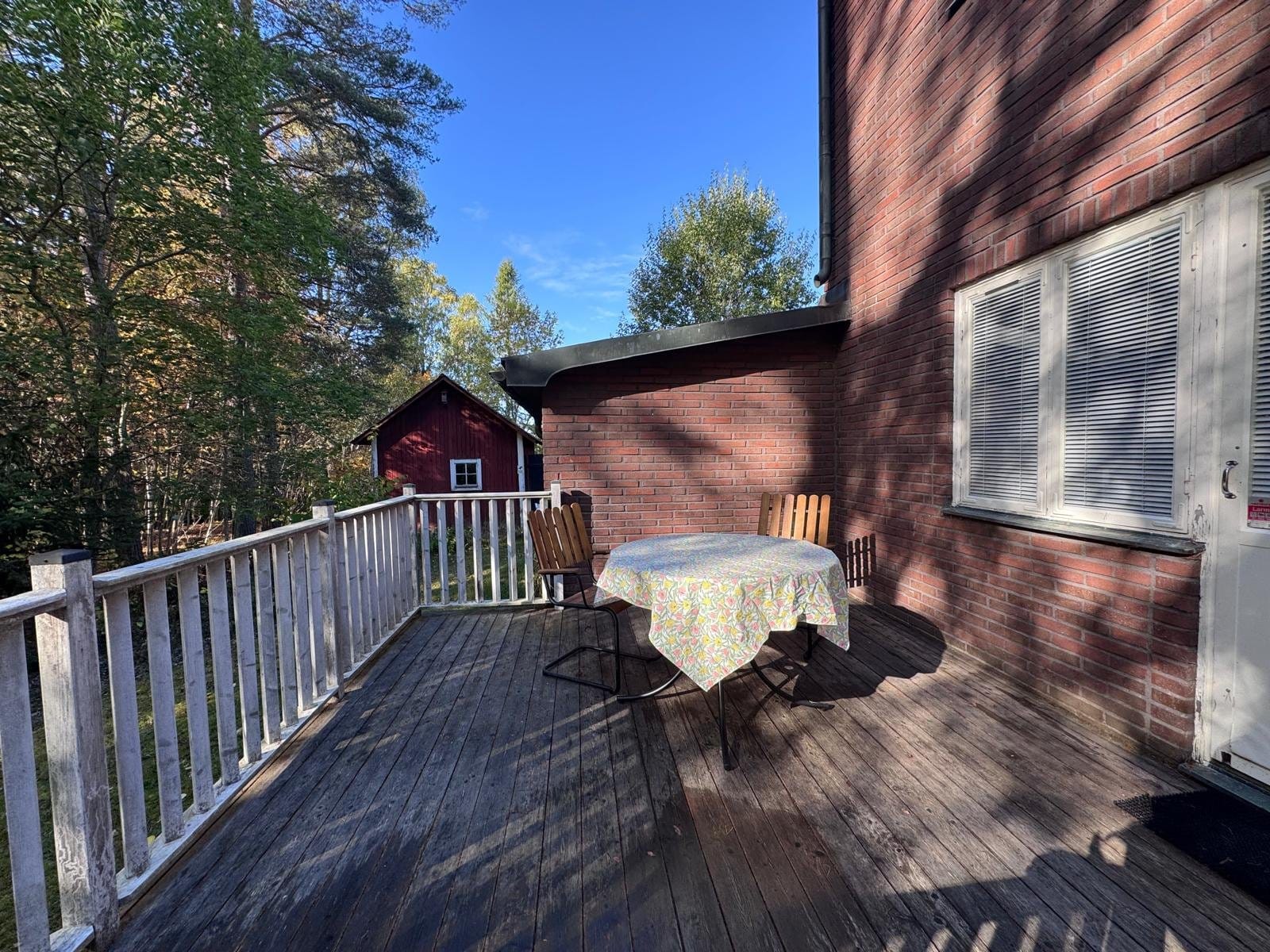 9 rok · 180 m² i Horndal – bild 3