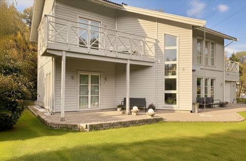 Villa/Hus, 7 rooms, 200 sqm, Sollentuna – bild 2