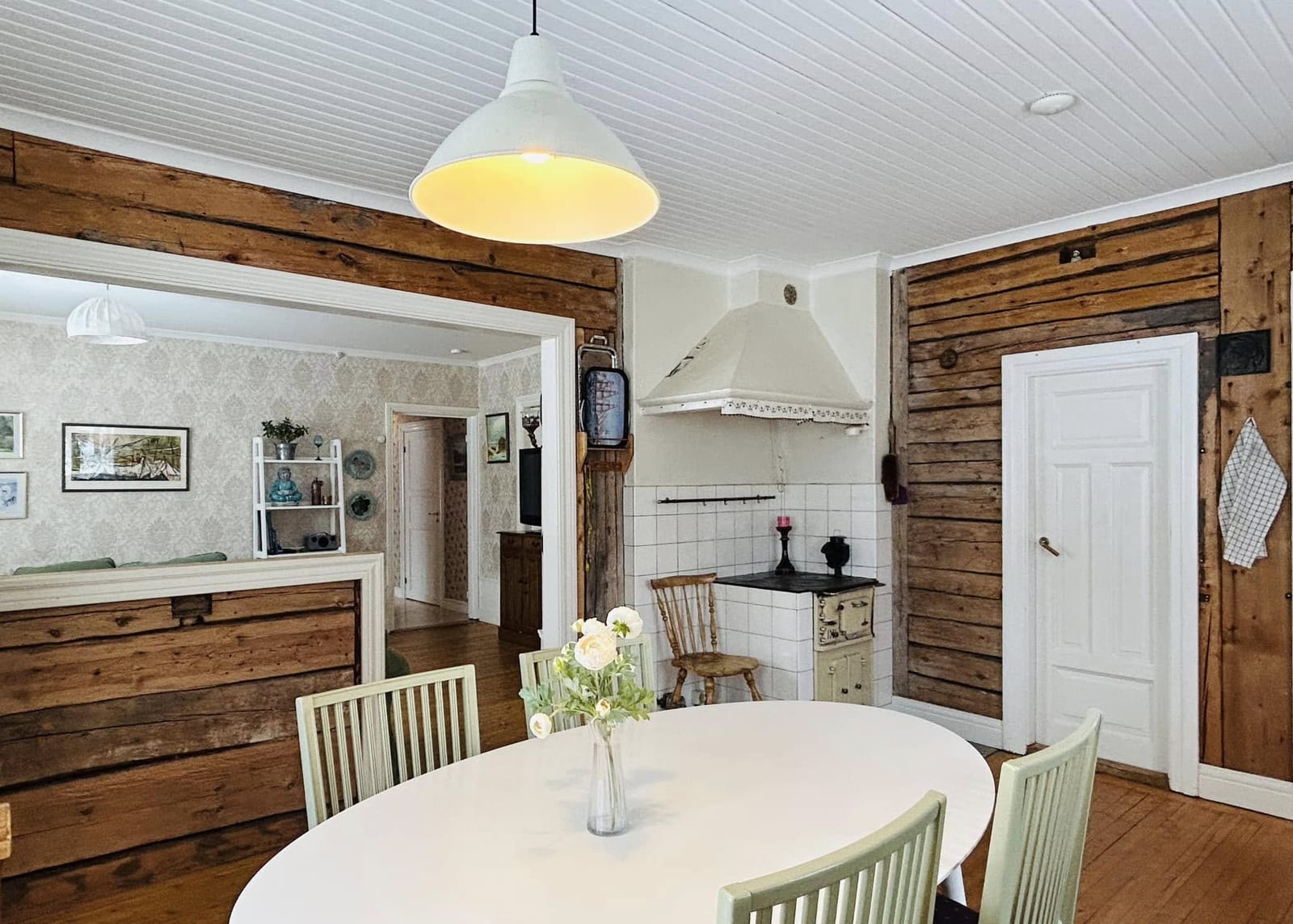 Villa/Hus, 4 rooms, 120 sqm, Jättendal
