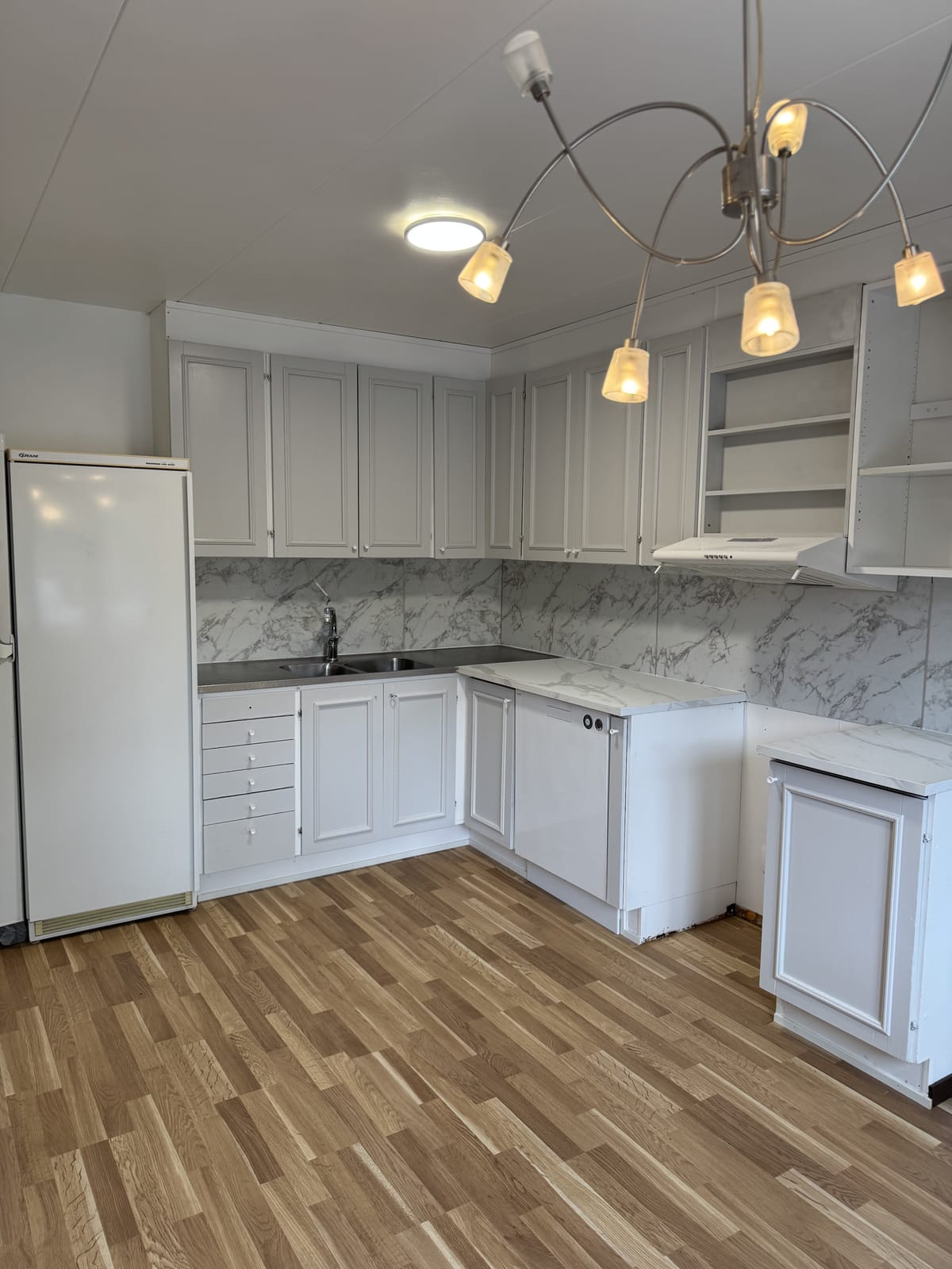 4 rok · 110 m² i Grästorp – bild 7