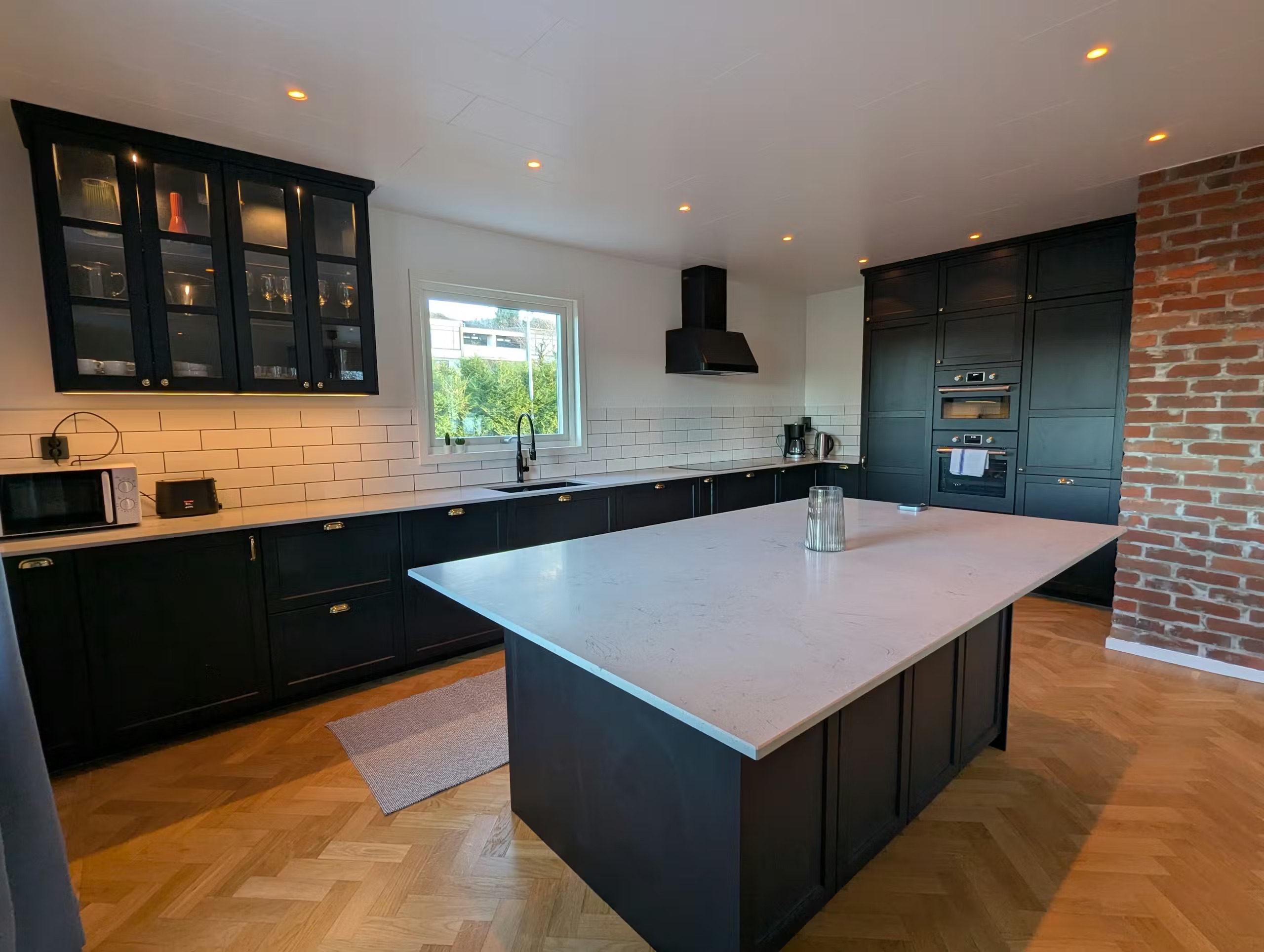 Lägenhet, 6 rooms, 160 sqm, Sävedalen – bild 8
