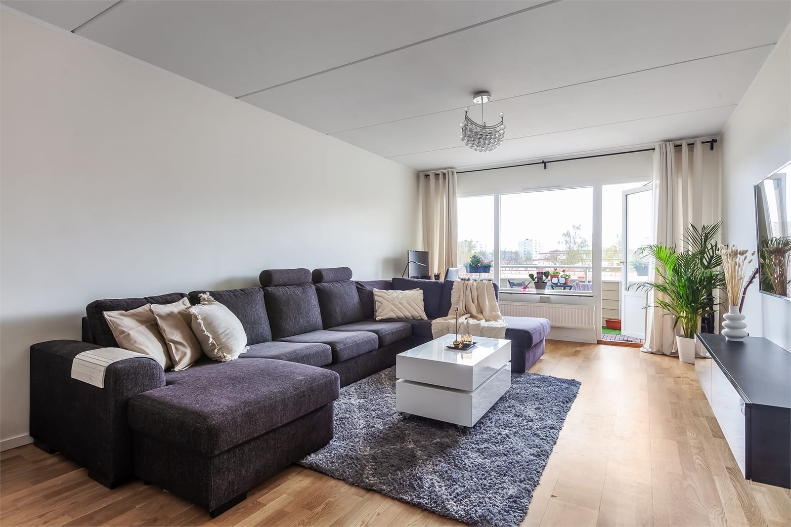 Lägenhet, 2 rooms, 66 sqm, Brandbergen
