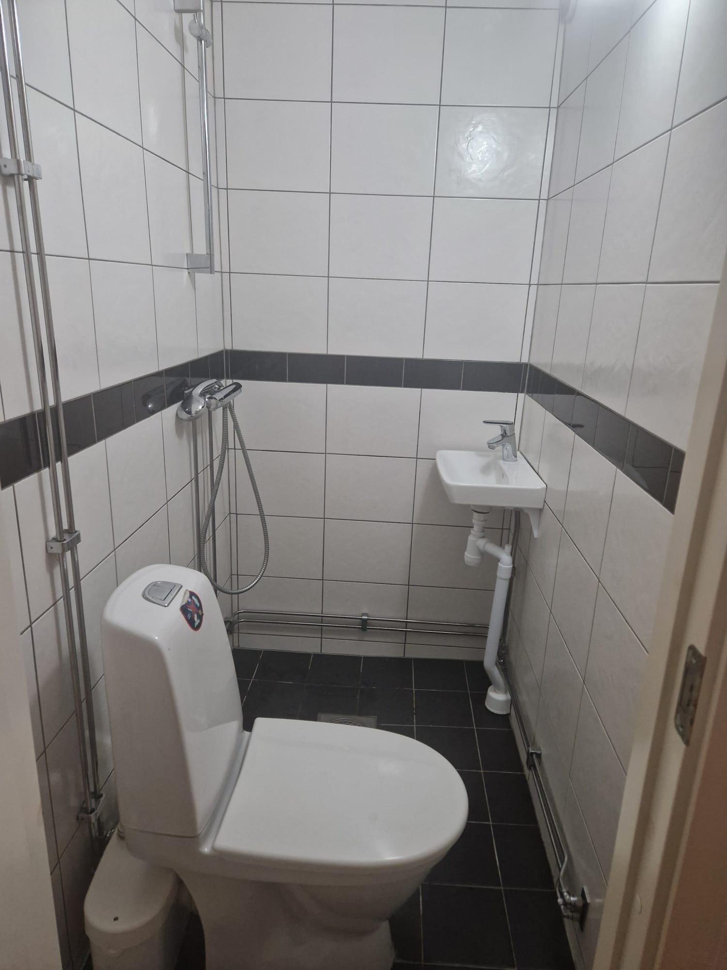 Radhus, 2 rooms, 30 sqm, Hässelby – bild 3