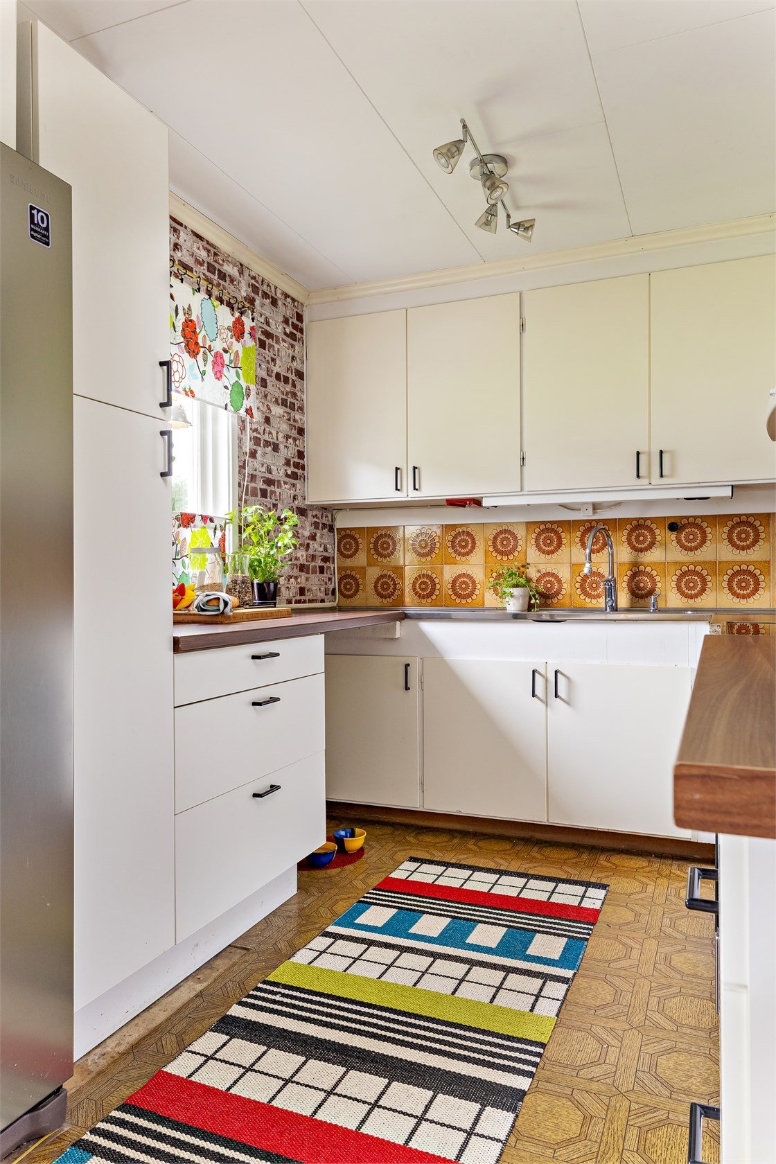 8 rok · 150 m² i Boden – bild 5