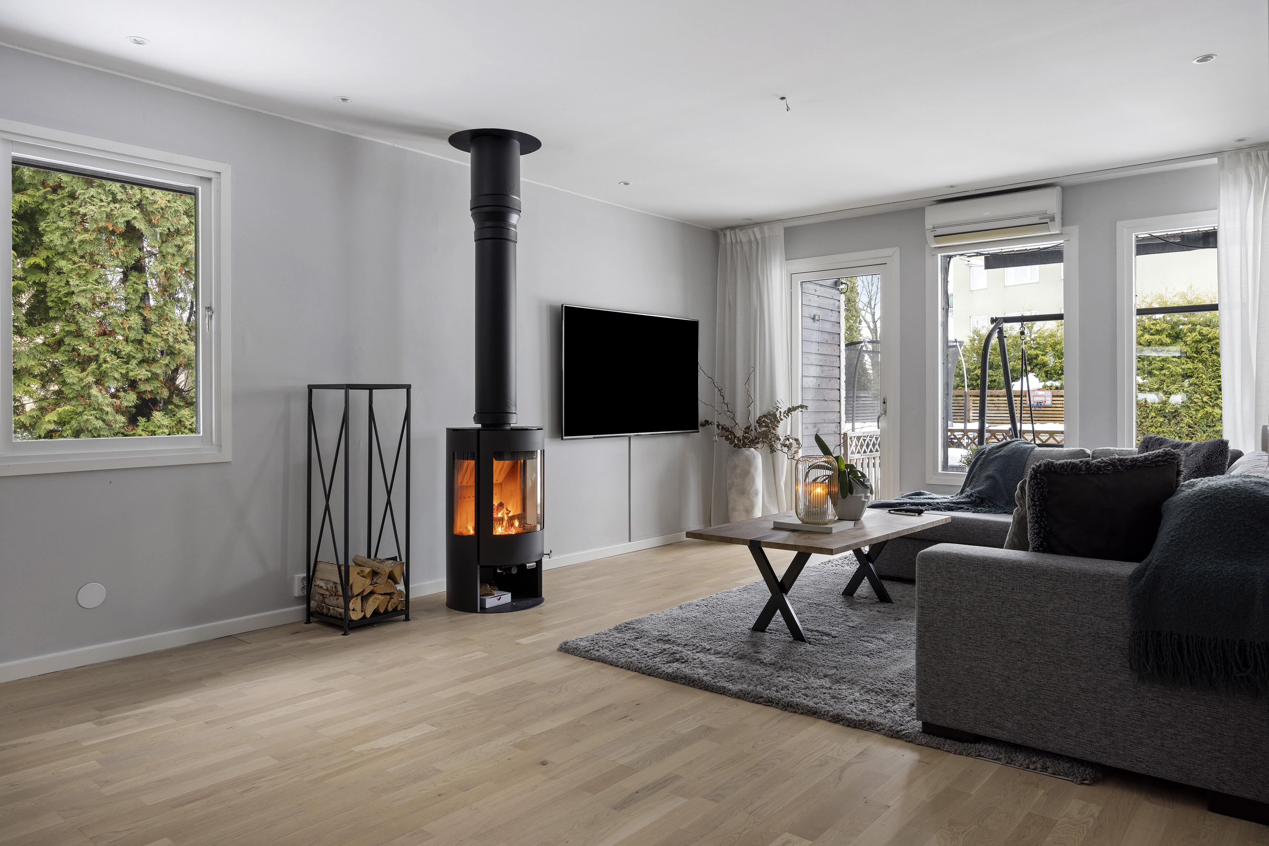 Villa/Hus, 6 rooms, 160 sqm, Hässelby – bild 2