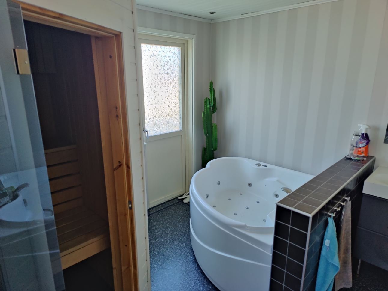 6 rok · 135 m² i Luleå – bild 3