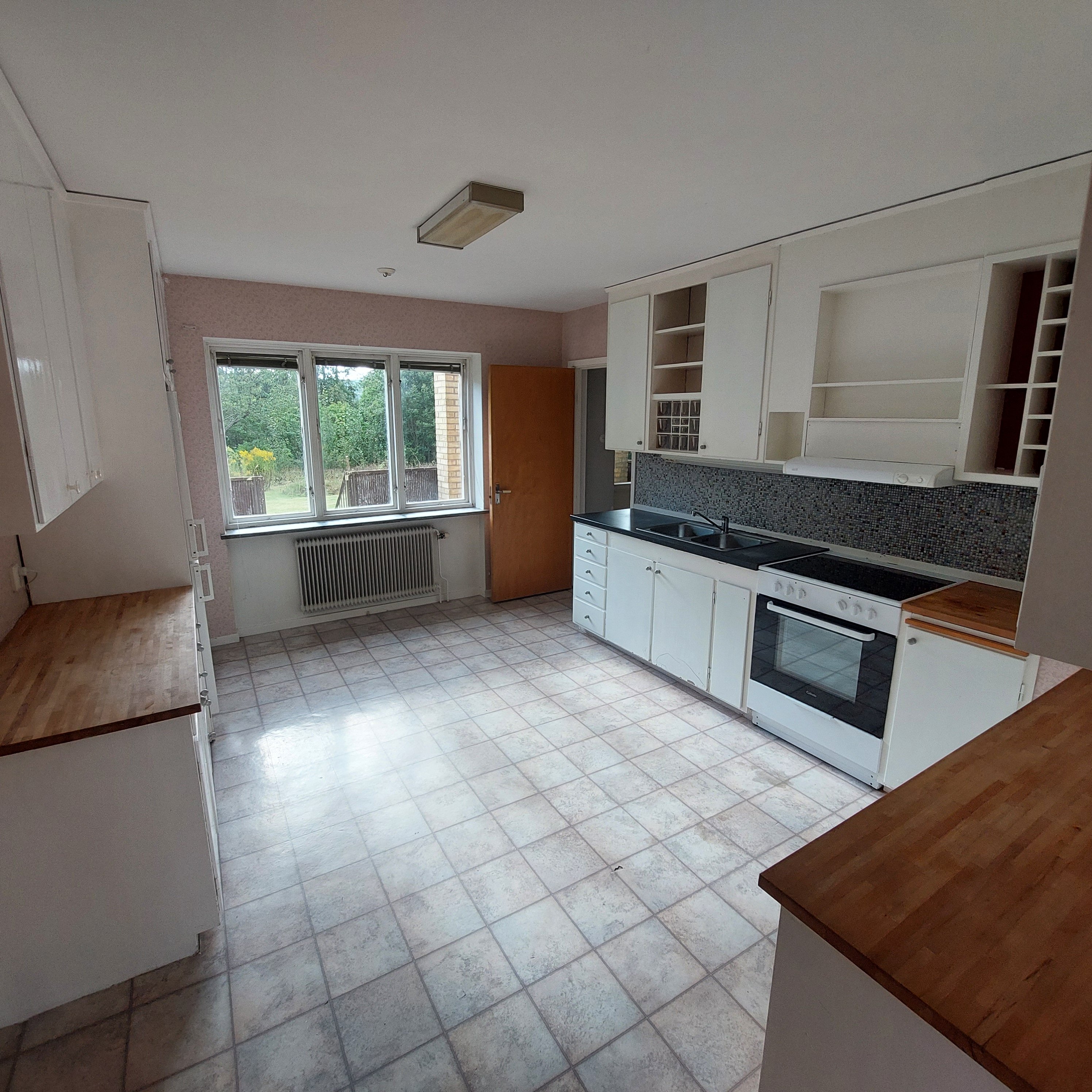 Lägenhet, 3 rooms, 100 sqm, Smålandsstenar – bild 4