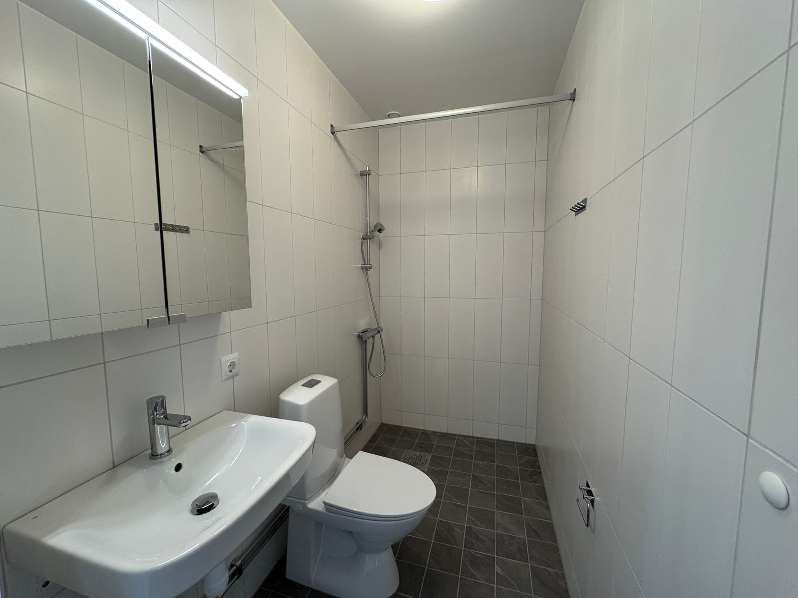 4 rok · 97 m² i Järfälla – bild 8