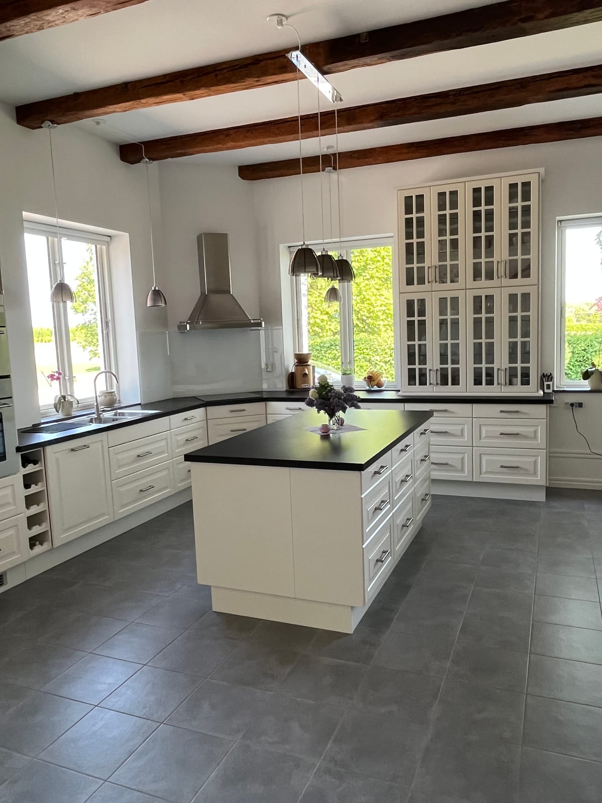 8 rok · 320 m² i Marieholm – bild 2