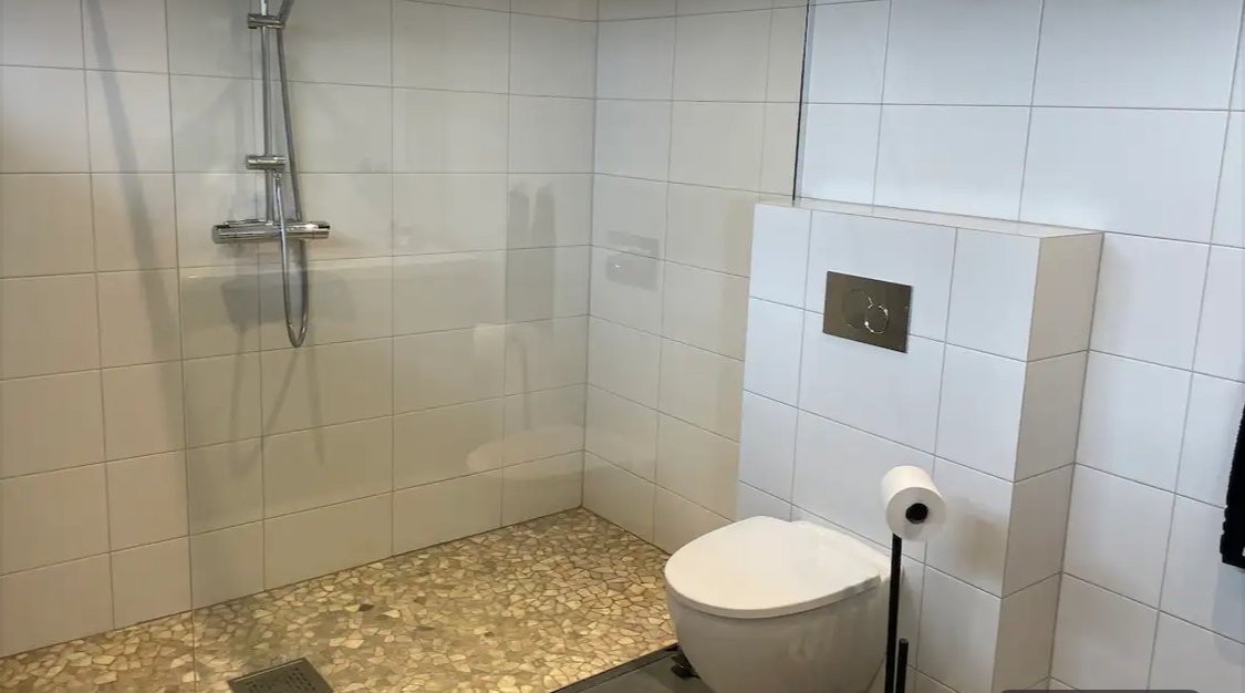 5 rok · 320 m² i Bankeryd – bild 4