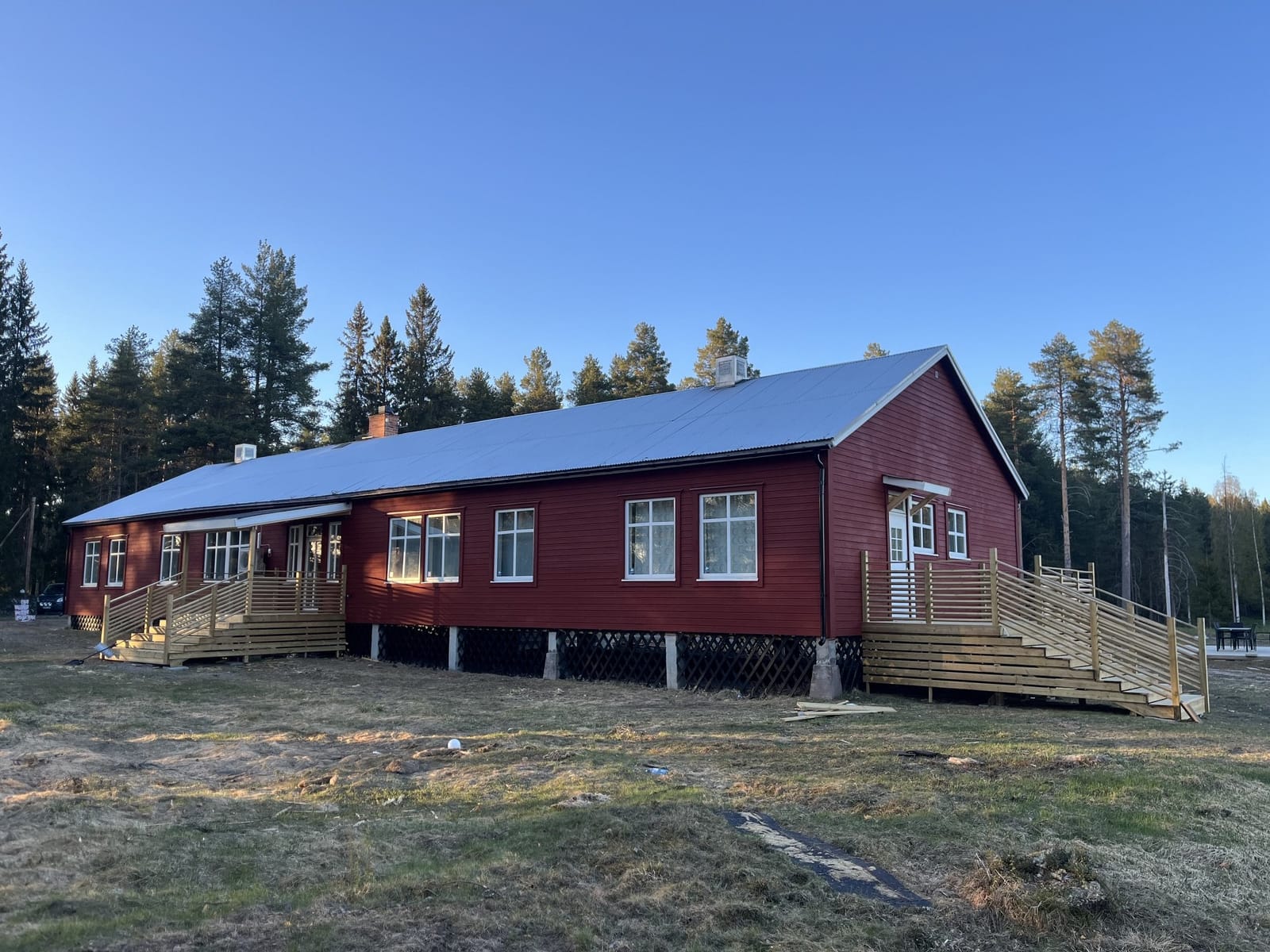 17 rok · 450 m² i Södra Sunderbyn – bild 2