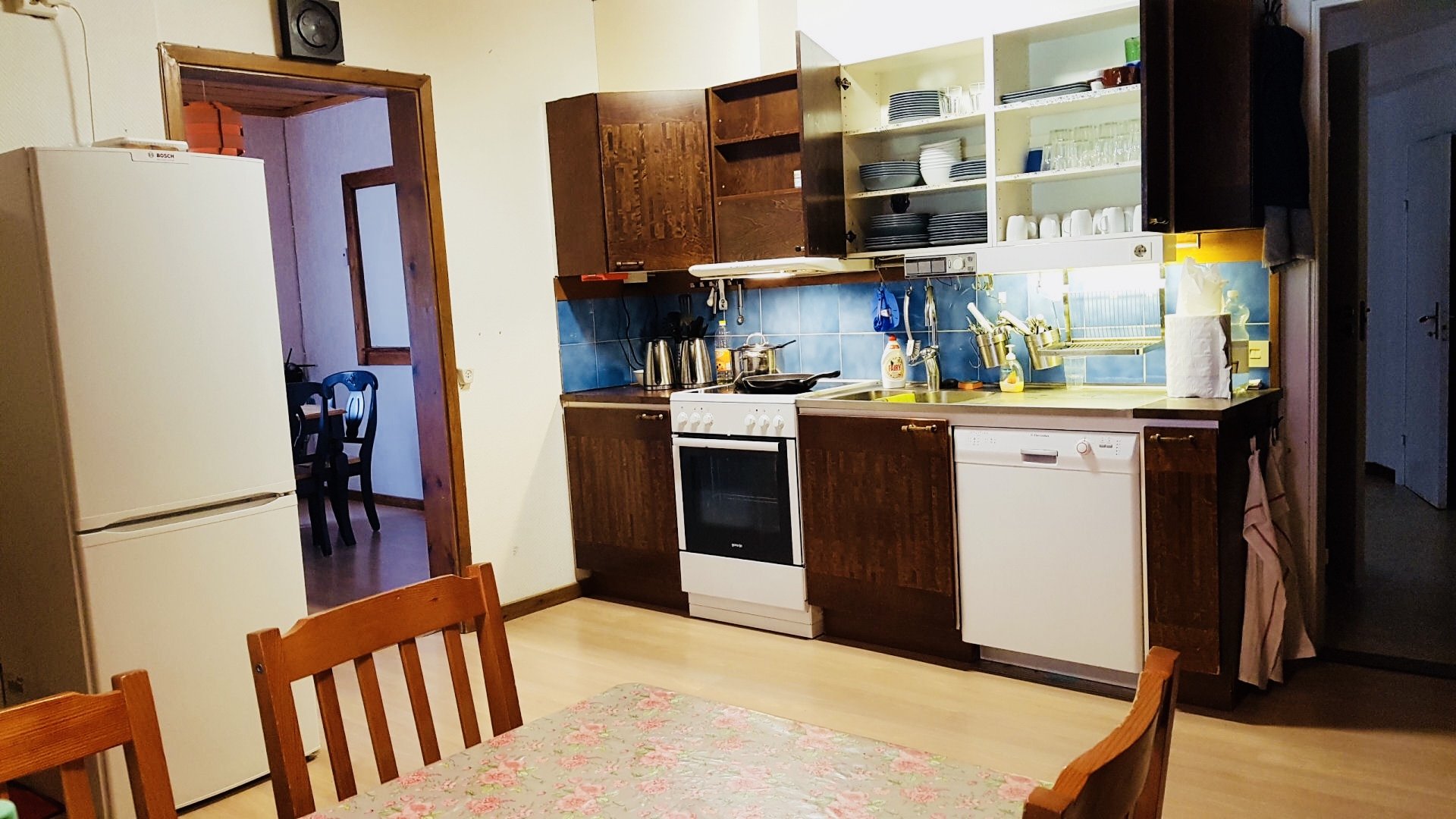 9 rok · 200 m² i Liden – bild 4