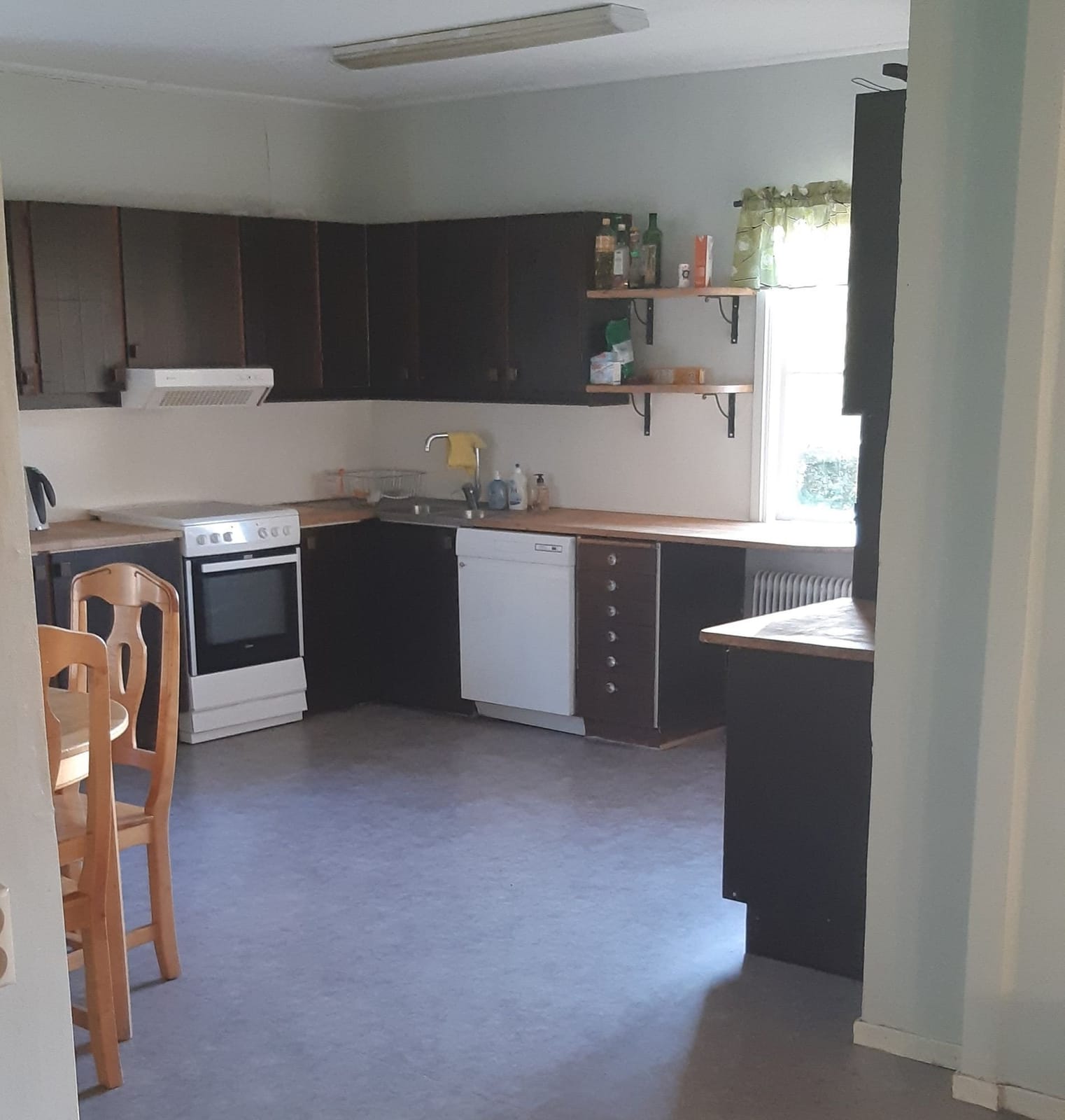 9 rok · 240 m² i Sandsjöfors – bild 2