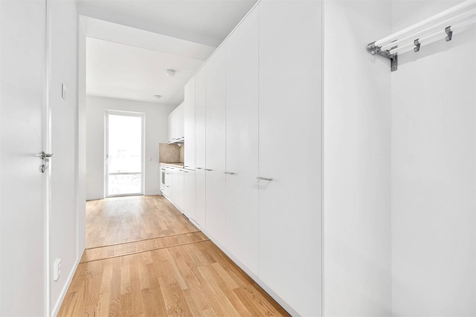 1 rok · 27 m² i Hässelby – bild 5