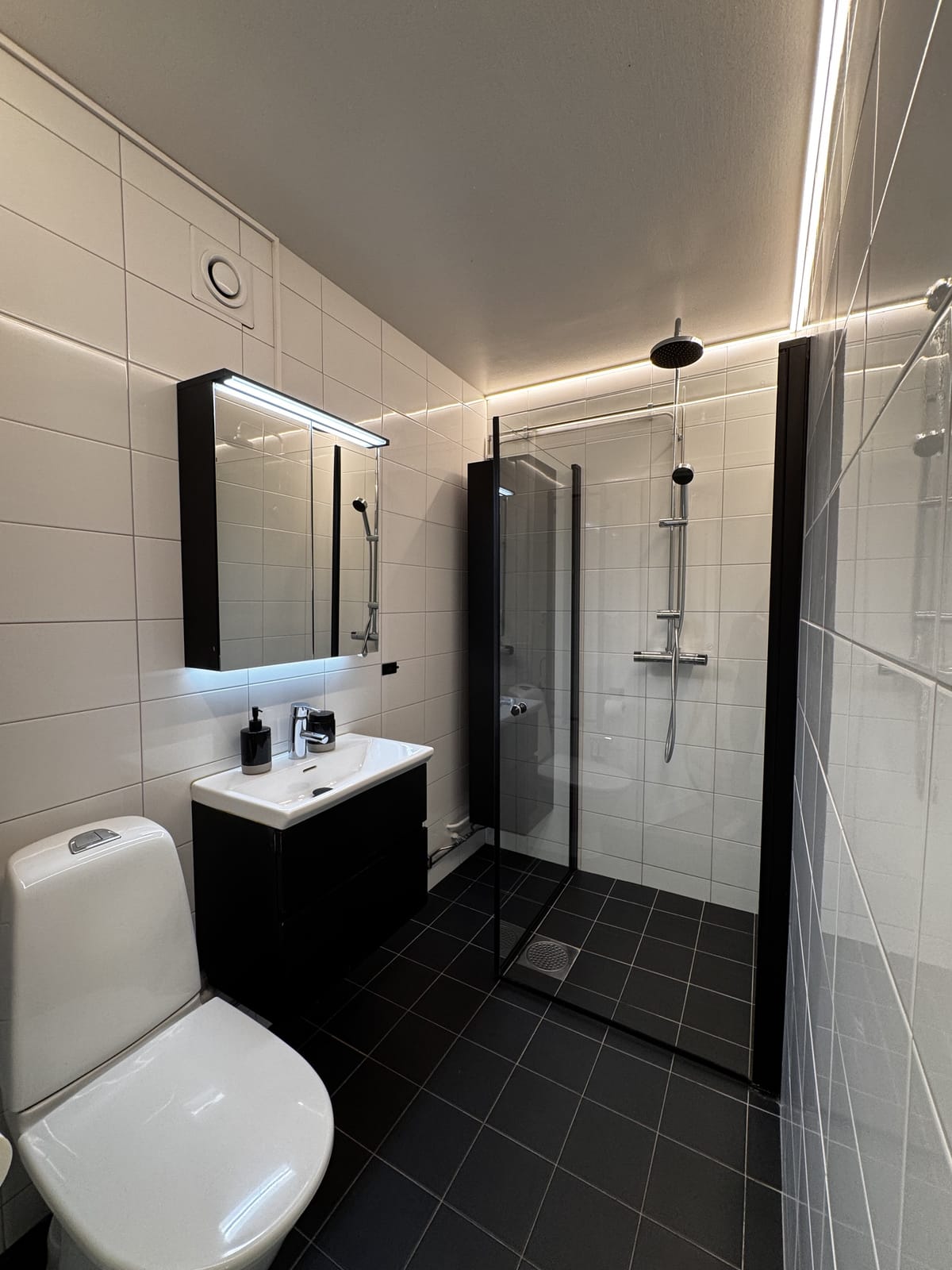 2 rok · 43 m² i Västerås – bild 9