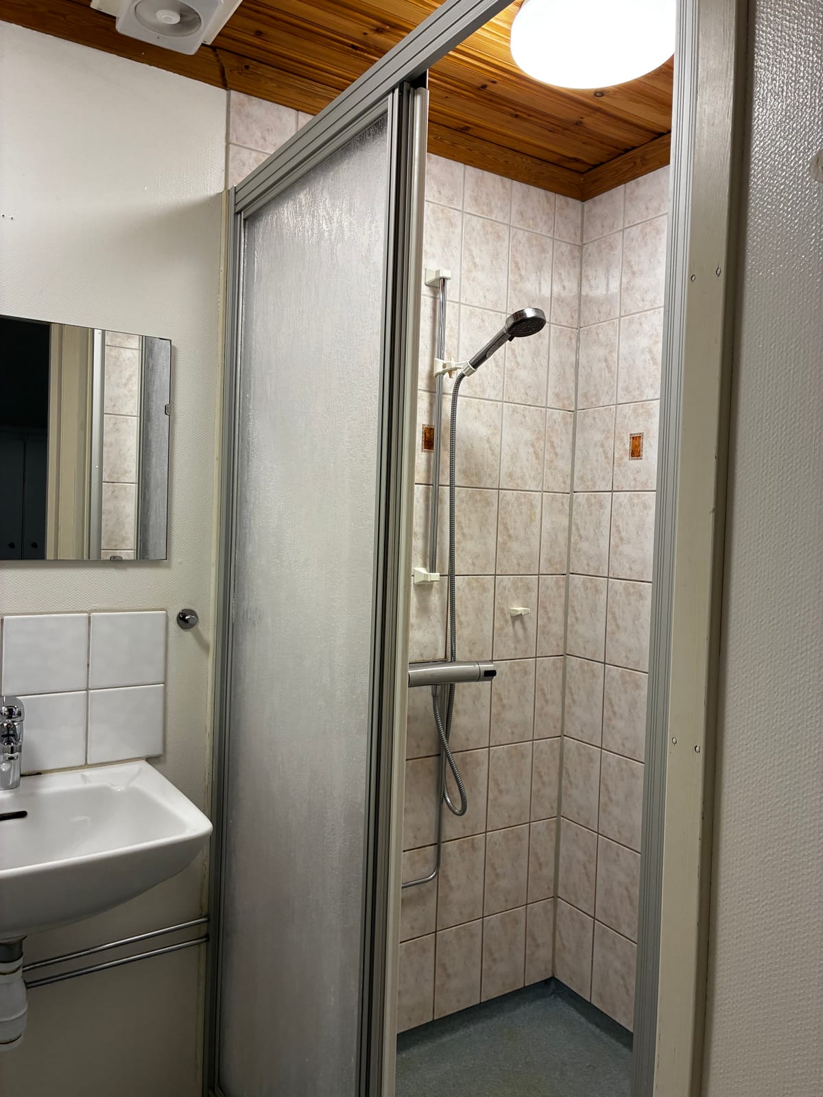 Lägenhet, 2 rooms, 65 sqm, Västerås